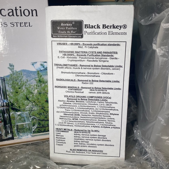 Royal Berkey Water Filter System, Spigot, 2 Elements, & Primer, 3.25 Gallons - Picture 4 of 7